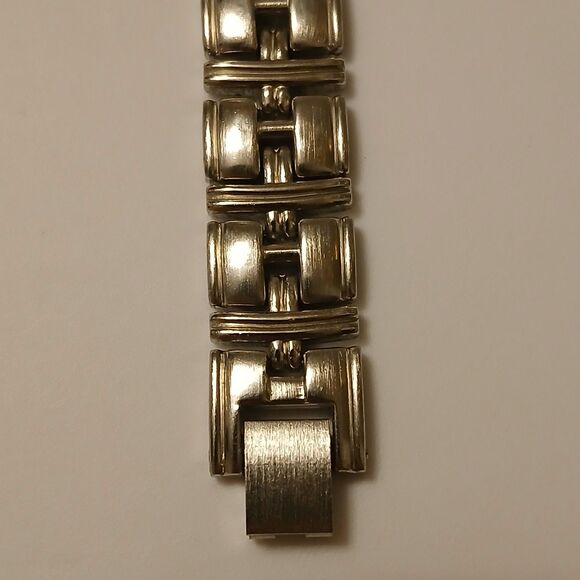 Claremont 100FT WR Silver Tone Blue Dial Date Quartz Watch Japan Movt 56-149 - Picture 8 of 13